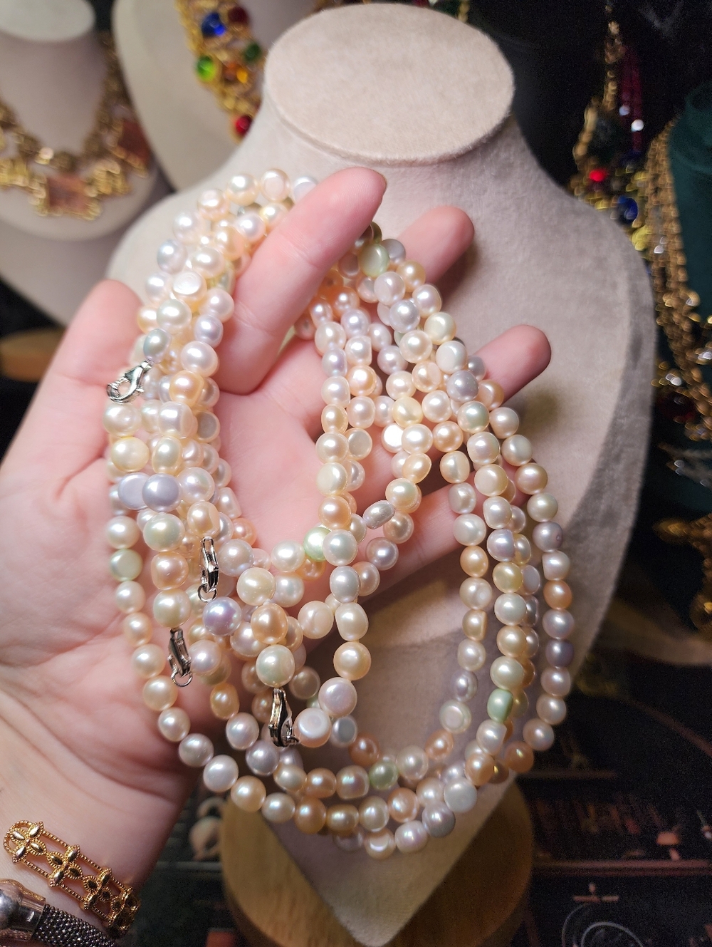Reseller Freshwater Pearl Necklace Lot Of 4 - Picture 7 of 7